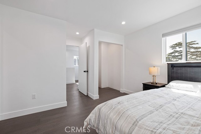 11245 Greenlawn Avenue, Culver City, California 90230, 5 Bedrooms Bedrooms, ,3 BathroomsBathrooms,Residential Lease,For Rent,11245 Greenlawn Avenue,CRSR25156538