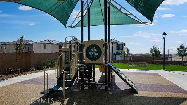 Detail Gallery Image 20 of 20 For 1123 Thunderchief Ln, Rialto,  CA 92376 - 3 Beds | 2/1 Baths