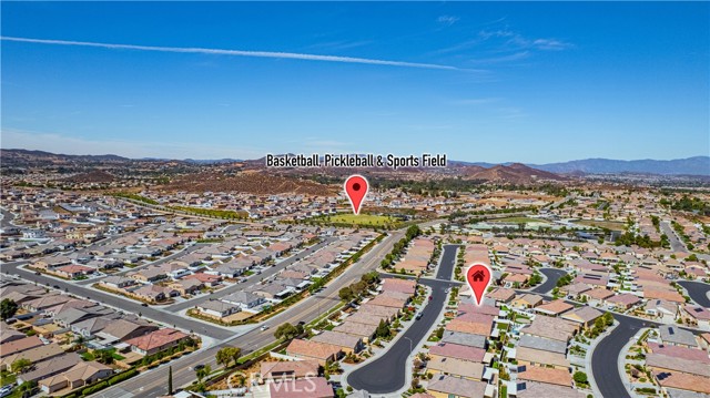26686 Verdant Circle, Menifee CA: https://media.crmls.org/medias/59742060-d002-40d1-af90-57c3bd3ab0c3.jpg