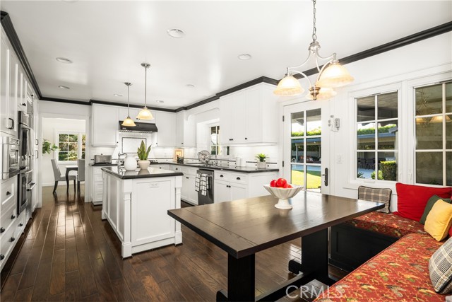 Detail Gallery Image 23 of 71 For 18982 Newton Ave, North Tustin,  CA 92705 - 4 Beds | 2/2 Baths