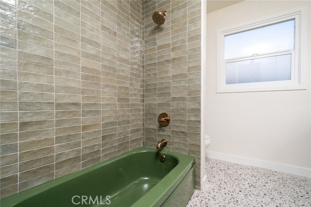 Detail Gallery Image 24 of 52 For 1549 N Oaks Ct, Ontario,  CA 91762 - 4 Beds | 3 Baths