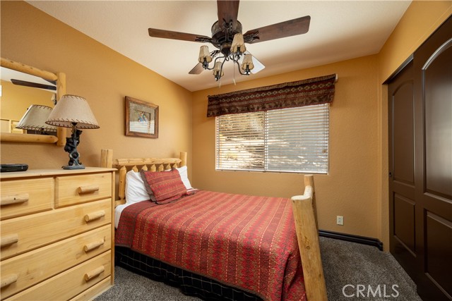 43850 Yosemite Drive, Big Bear Lake CA: https://media.crmls.org/medias/5975772c-e070-46c3-ac38-f8cfe083c498.jpg