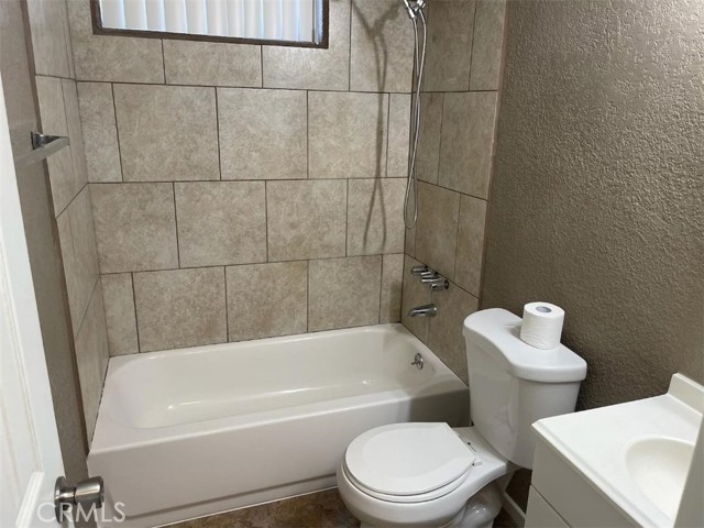 6409 11th Avenue, Los Angeles, California 90043, 8 Bedrooms Bedrooms, ,3 BathroomsBathrooms,Residential,For Sale,6409 11th Avenue,CRCV23229646