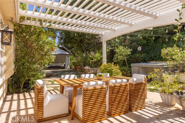 Detail Gallery Image 31 of 55 For 5985 Vista De La Luz, Woodland Hills,  CA 91367 - 4 Beds | 3/1 Baths