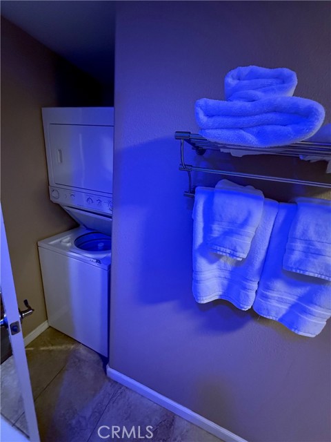 Image 11 of 17 For 78185 Cortez Lane 174