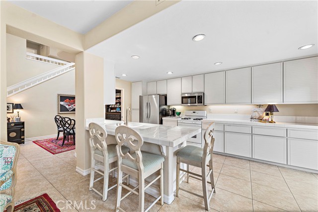 Sparkling Euro white kitchen