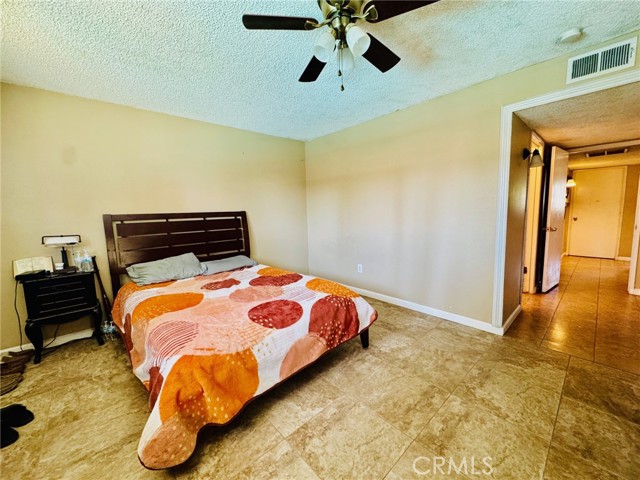 Detail Gallery Image 23 of 32 For 3208 Sunview Dr, Bakersfield,  CA 93306 - 3 Beds | 2 Baths