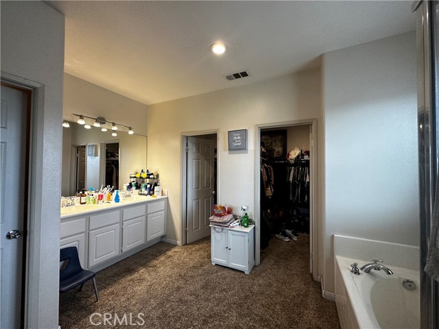 1928 Hawthorne Street, San Jacinto CA: https://media.crmls.org/medias/5979b850-87cb-4dbb-9c2d-773c27b0d283.jpg