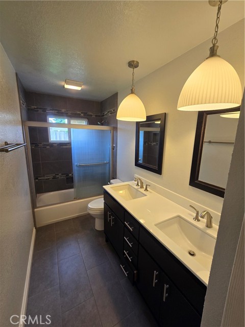 Detail Gallery Image 13 of 33 For 6792 Sylvia Dr, Huntington Beach,  CA 92647 - 4 Beds | 2 Baths
