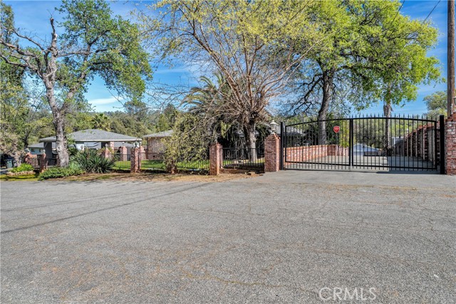 Detail Gallery Image 3 of 68 For 124 Glen Cir, Oroville,  CA 95966 - 3 Beds | 2/1 Baths