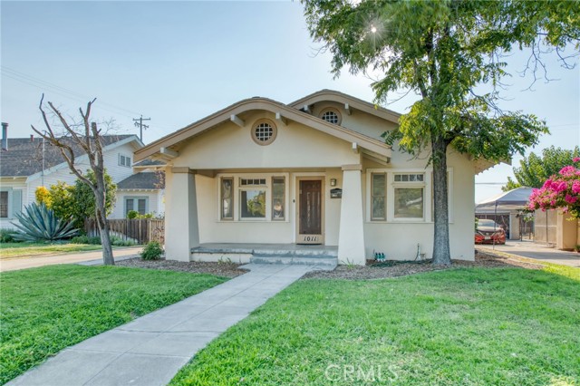Detail Gallery Image 4 of 35 For 1011 N Thorne Ave, Fresno,  CA 93728 - 3 Beds | 1 Baths