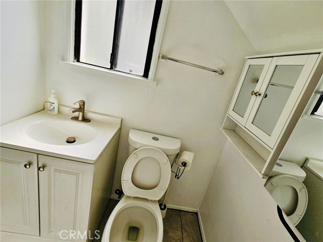 Detail Gallery Image 8 of 21 For 260 E Garvey Ave, Monterey Park,  CA 91755 - 4 Beds | 3 Baths