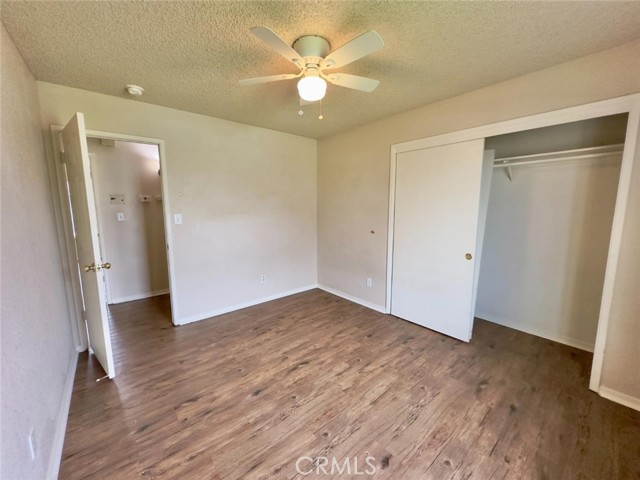 Detail Gallery Image 8 of 17 For 232 N Adrian Ave, Fresno,  CA 93727 - 3 Beds | 2 Baths