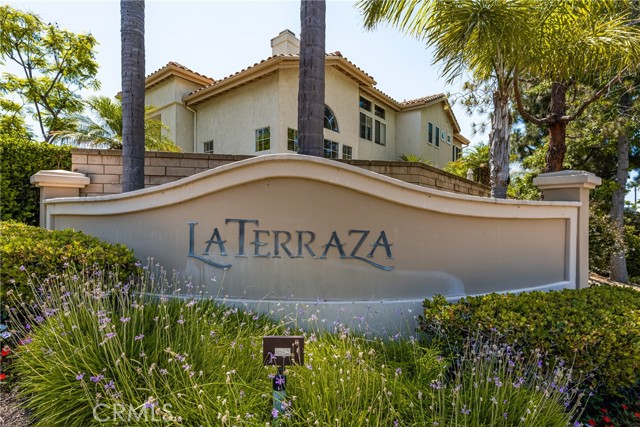 Detail Gallery Image 1 of 1 For 5560 Patricia Way, Yorba Linda,  CA 92887 - 4 Beds | 3 Baths