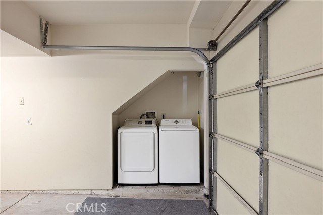 604 Manhattan Beach Boulevard, Manhattan Beach CA: https://media.crmls.org/medias/597db808-25d4-4ca0-8160-c465e480776f.jpg