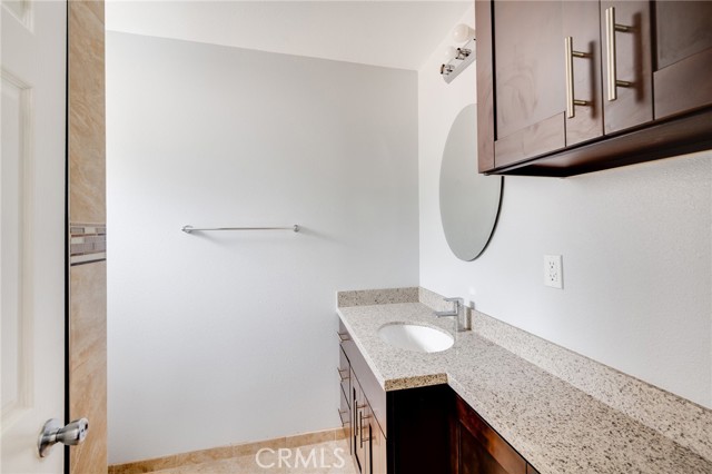 Detail Gallery Image 10 of 22 For 8241 Vantage Ave, North Hollywood,  CA 91605 - 3 Beds | 2 Baths