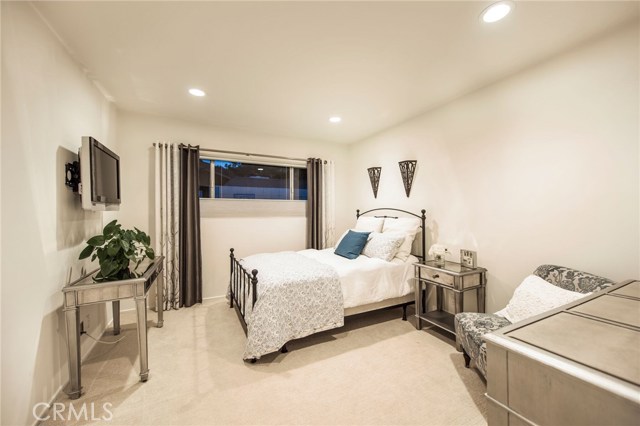 Second bedroom
