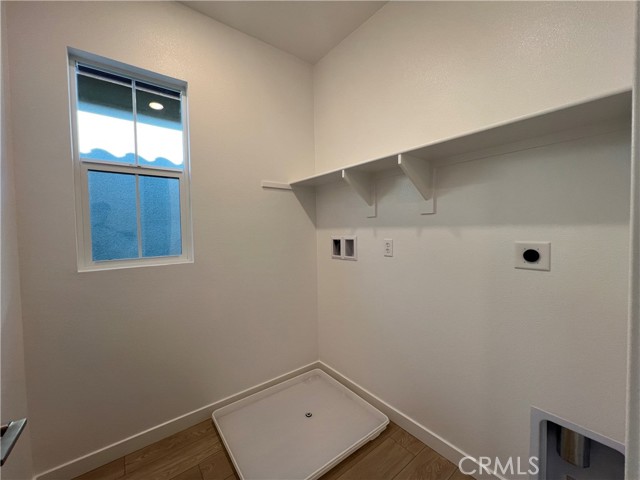 Detail Gallery Image 6 of 13 For 2543 Dorris St, El Monte,  CA 91733 - 4 Beds | 3/1 Baths
