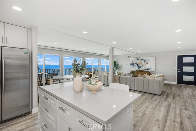 32091 Virginia Way, Laguna Beach CA: https://media.crmls.org/medias/597f7b40-3166-438e-a2aa-f72ab3010d9c.jpg