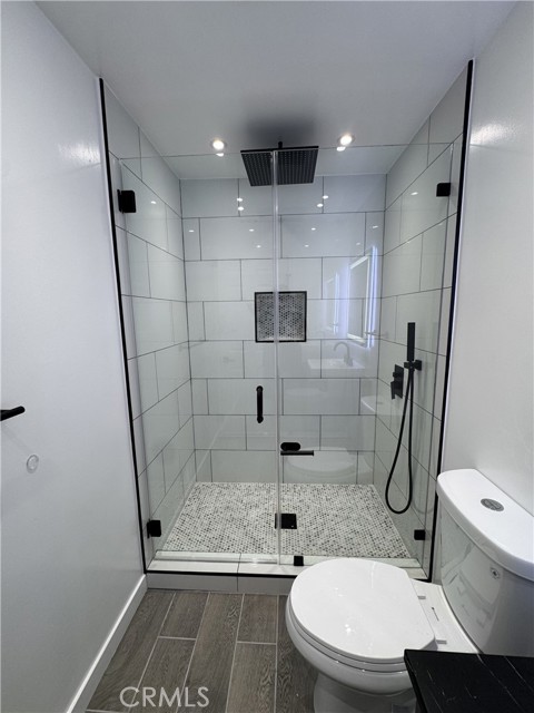 Detail Gallery Image 12 of 22 For 2212 Linda Flora Dr, Los Angeles,  CA 90077 - 3 Beds | 2/1 Baths