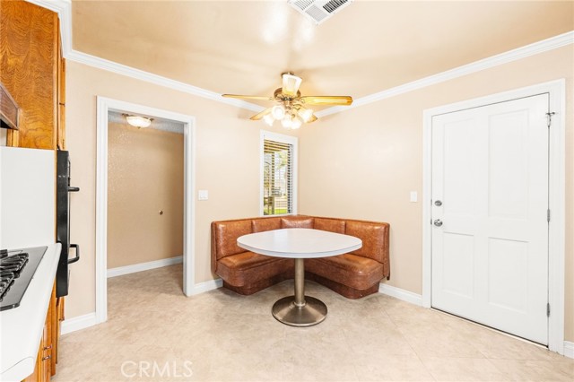 6051 Santa Barbara Avenue, Garden Grove CA: https://media.crmls.org/medias/59801464-ba27-4db8-afa1-0c582bee4457.jpg