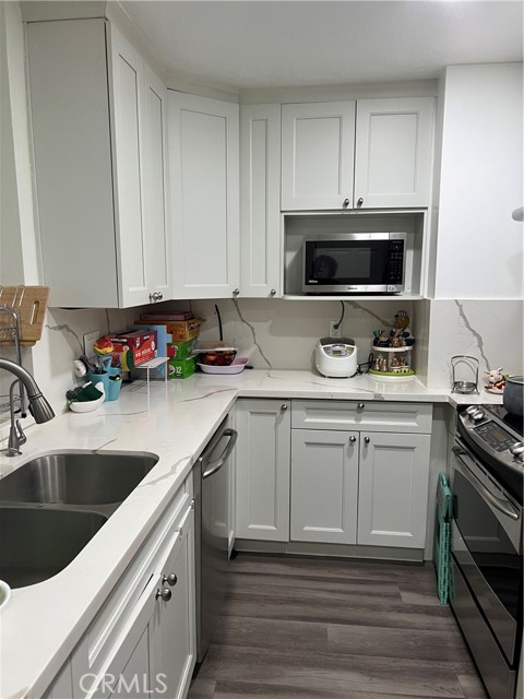 Detail Gallery Image 16 of 56 For 320 W Walnut St #51,  Ontario,  CA 91762 - 2 Beds | 1 Baths