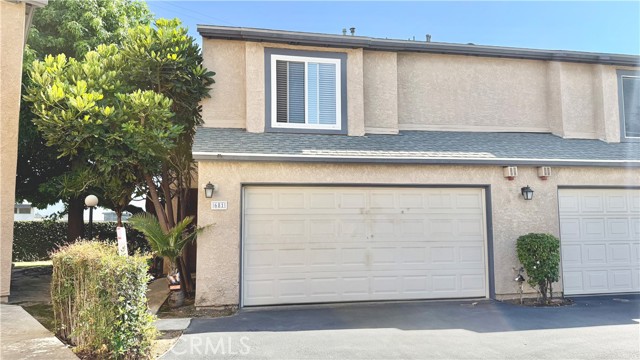 681 N Lark Ellen Avenue, Covina CA: https://media.crmls.org/medias/598098f3-c2de-4c8b-a28b-c2d4ff680af6.jpg