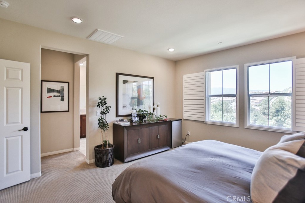 MLS #PW25176947 img 43