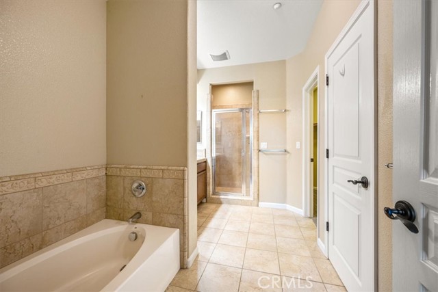 1735 Bilbao, Santa Maria CA: https://media.crmls.org/medias/5981f123-4dd3-406e-9e52-f991283413e9.jpg