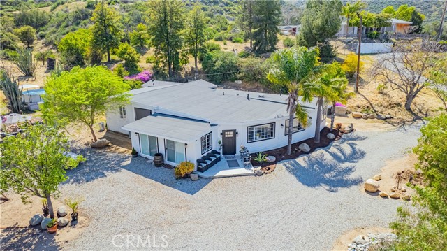 Detail Gallery Image 4 of 62 For 20241 Grand, Wildomar,  CA 92595 - 3 Beds | 2 Baths