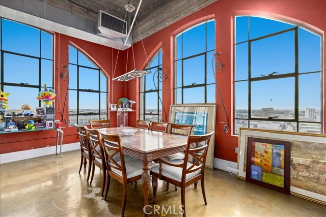 315 E 8th #1203 Street, Los Angeles CA: https://media.crmls.org/medias/5984343e-0f28-49bd-8b85-5926a34365f6.jpg