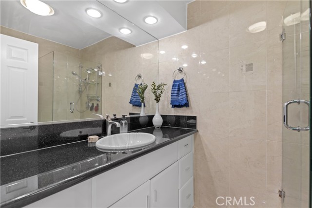 643 S Prospect Ave, Redondo Beach, California 90277, 3 Bedrooms Bedrooms, ,2 BathroomsBathrooms,Residential,Sold,S Prospect Ave,SB22031394