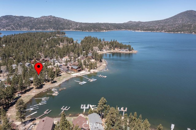 Detail Gallery Image 7 of 70 For 40202 Lakeview Dr, Big Bear Lake,  CA 92315 - 5 Beds | 3/1 Baths