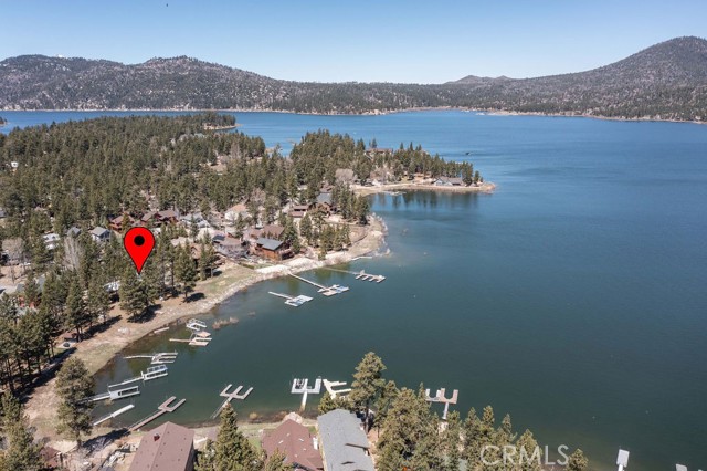 Detail Gallery Image 7 of 70 For 40202 Lakeview Dr, Big Bear Lake,  CA 92315 - 5 Beds | 3/1 Baths