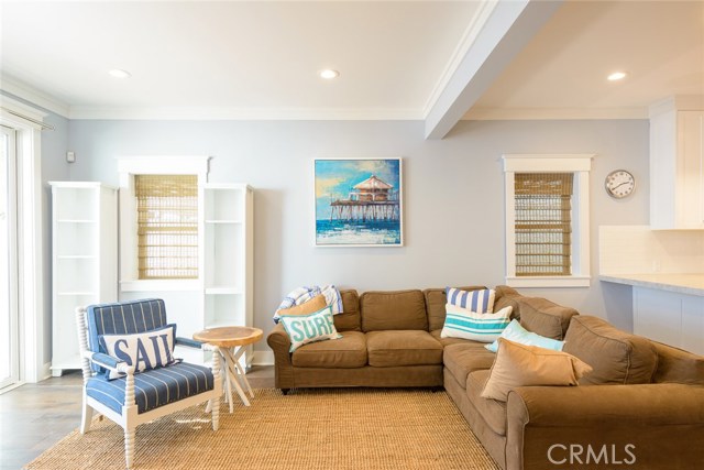 524 13th Street, Manhattan Beach CA: https://media.crmls.org/medias/5985144e-333c-4987-857d-c2d44f268624.jpg