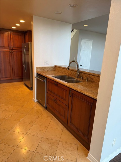 Detail Gallery Image 9 of 24 For 8180 Manitoba St #308,  Playa Del Rey,  CA 90293 - 2 Beds | 2 Baths