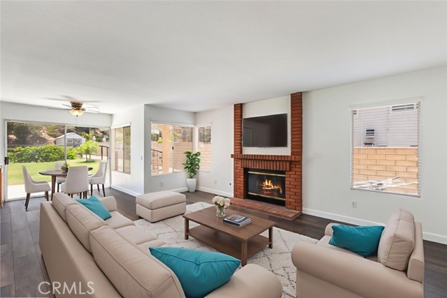 16783 Lake Knoll, Riverside CA: https://media.crmls.org/medias/598738fa-48ce-4e7b-8f9a-dda424c4e968.jpg