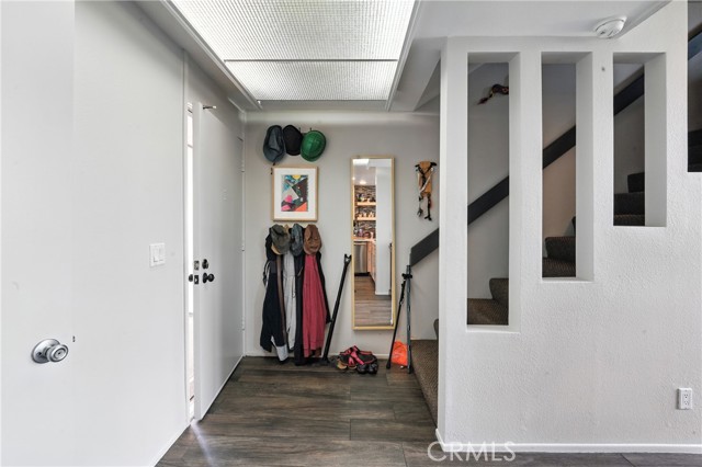 7322 Marina Pacifica N Drive, Long Beach CA: https://media.crmls.org/medias/598760e0-97f6-4630-820d-496798849b11.jpg