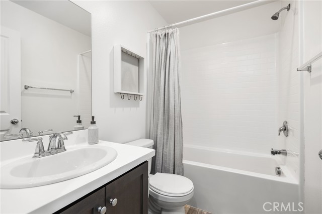 2579 Silver Maple Street, San Jacinto CA: https://media.crmls.org/medias/59876222-51b2-452b-8313-b28c7f2a9a66.jpg