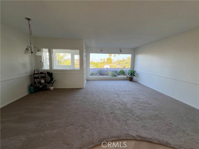 living room / dining room