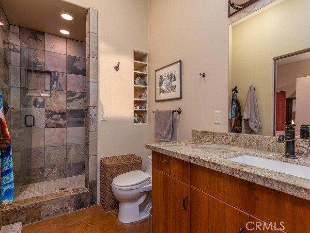 Detail Gallery Image 18 of 74 For 7790 Airport Rd, Paso Robles,  CA 93446 - 6 Beds | 5/2 Baths