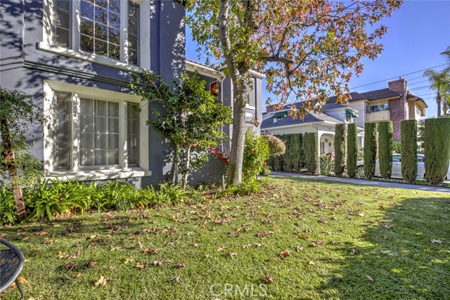 Detail Gallery Image 18 of 27 For 324 N Adams, Glendale,  CA 91206 - 5 Beds | 3 Baths