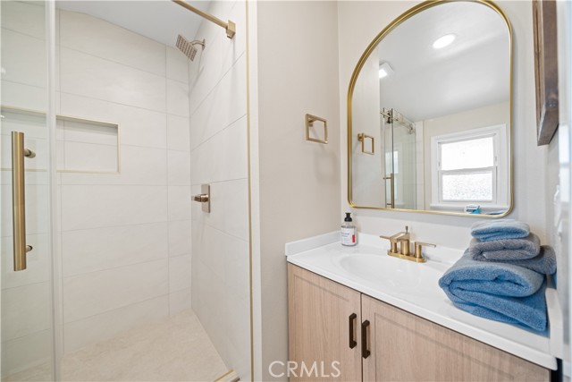 Detail Gallery Image 23 of 42 For 24851 Stem, Lake Forest,  CA 92630 - 4 Beds | 2/1 Baths