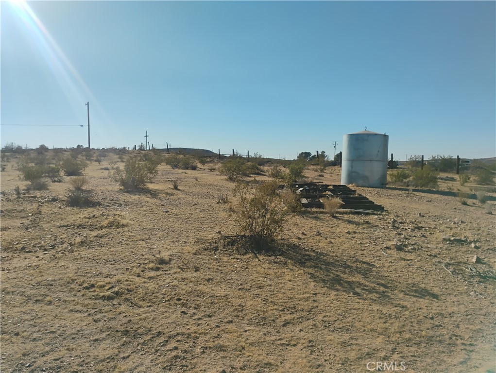 https://media.crmls.org/medias/598954a7-1209-4d4e-82f5-572791380976.jpg?preset=X-Large