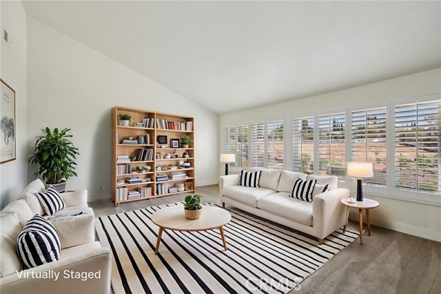 5754 Kellogg Drive, Yorba Linda CA: https://media.crmls.org/medias/5989d158-4a75-4f5b-adb1-fe25701ff1b2.jpg