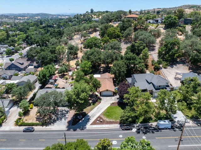 138 15th Street, Paso Robles CA: https://media.crmls.org/medias/598b0446-a408-4b9c-8bfa-919530ae5902.jpg