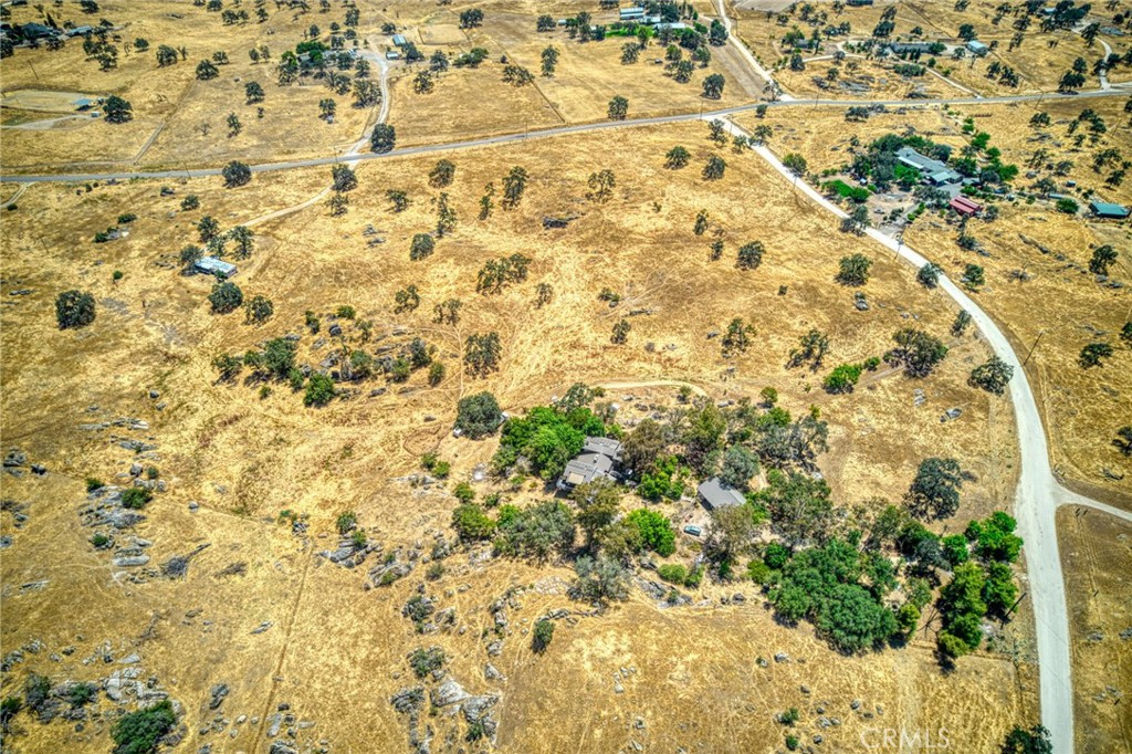 https://media.crmls.org/medias/598b19bc-d5ee-4906-a1c0-123c27884bb2.jpg?preset=X-Large