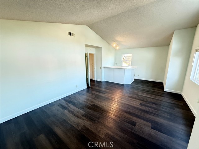 Detail Gallery Image 18 of 54 For 2450 via Pacifica, Corona,  CA 92882 - 4 Beds | 3 Baths