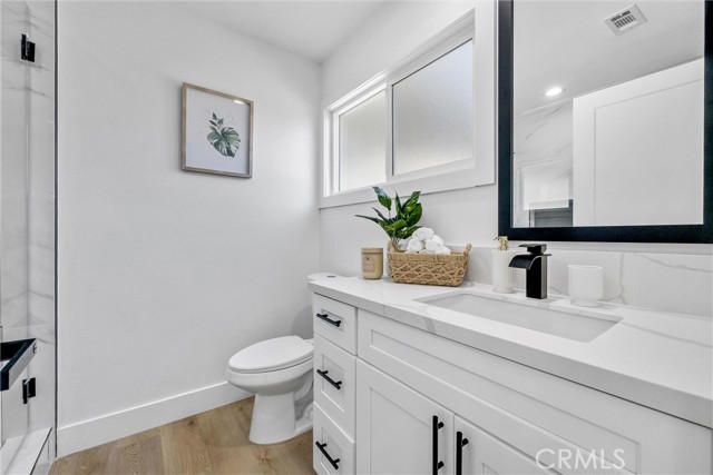 Detail Gallery Image 9 of 19 For 1185 Medford Rd, Pasadena,  CA 91107 - 3 Beds | 2 Baths