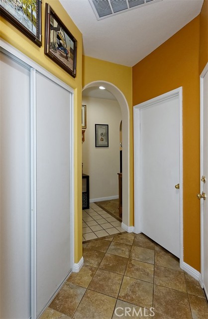 Detail Gallery Image 16 of 24 For 14986 Salamander Ln, Victorville,  CA 92394 - 3 Beds | 2 Baths
